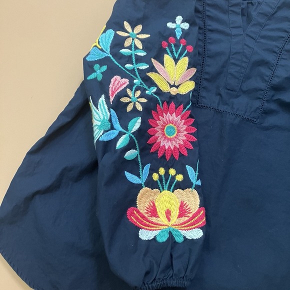 TALBOTS Women's Embroidered Sleeve V-Neck Navy Blue Poplin Top‎ Small Petite SP - Picture 5 of 13